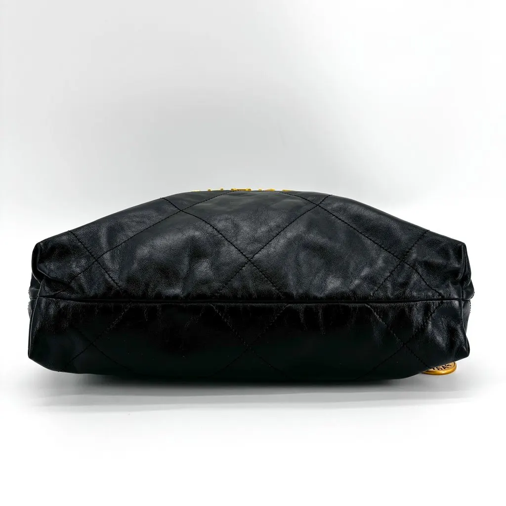 Chanel 22 Medium Shoulder Bag Black Gold Hardware Black Leather Very good - Model View