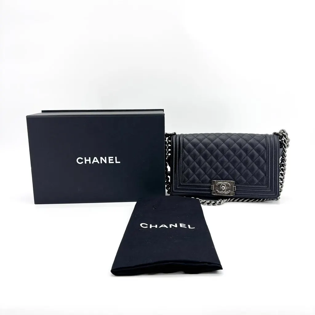 Chanel Boy Flap Bag Medium Black Caviar Vintage Silver Hardware Black Leather Very good - Back View