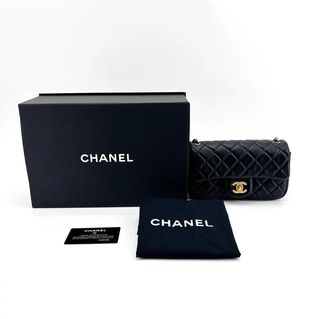 Chanel Classic New Mini Flap Bag Lambskin Gold Hardware Black Black Leather Very good - Back View