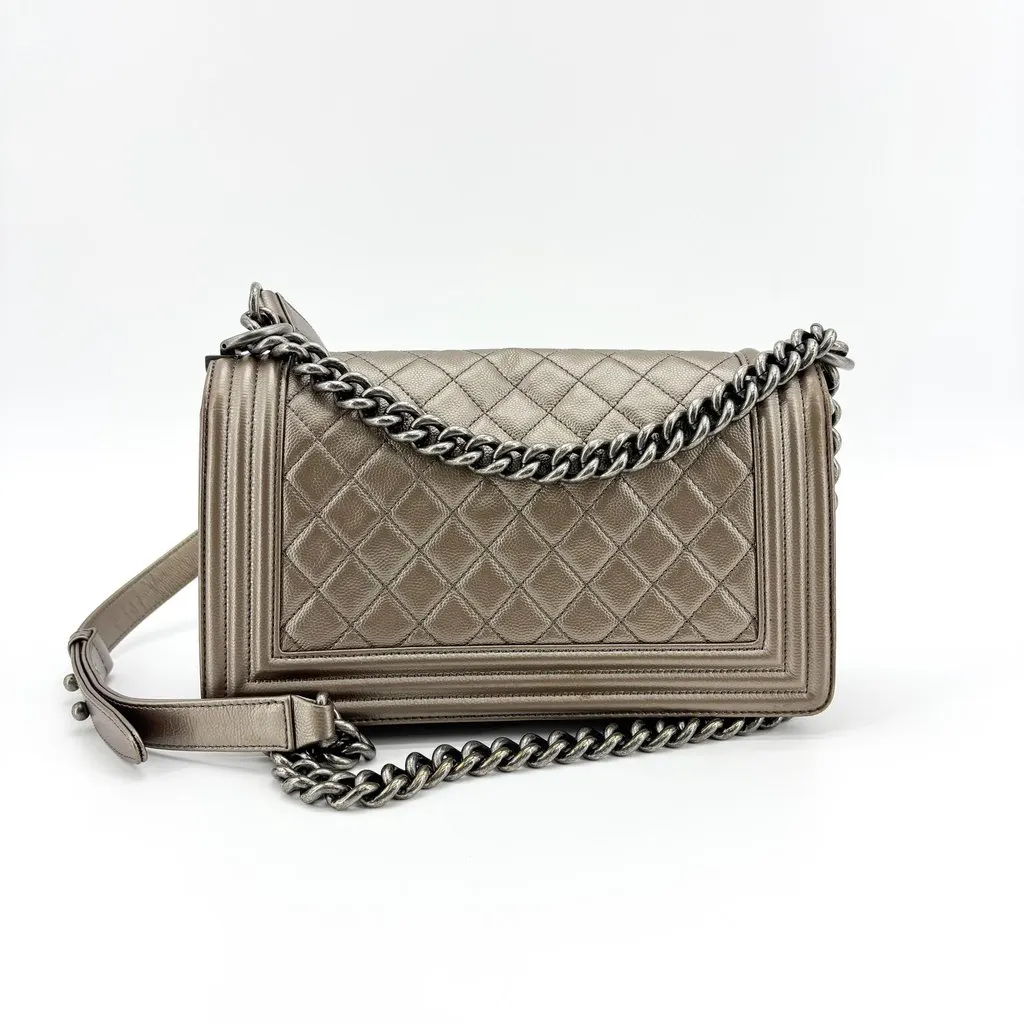 Chanel Boy Bag Medium Metallic Gray Caviar Vintage Silver Hardware MultiColor Leather Very good - Inside View