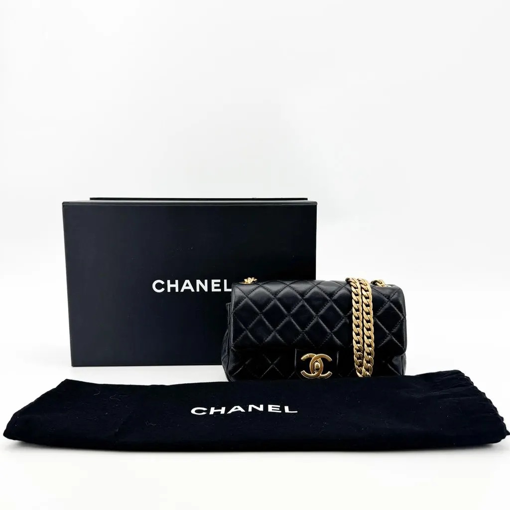 Chanel Lambskin Chunky Chain Mini Flap Bag Black Gold Hardware Black Leather Very good - Back View