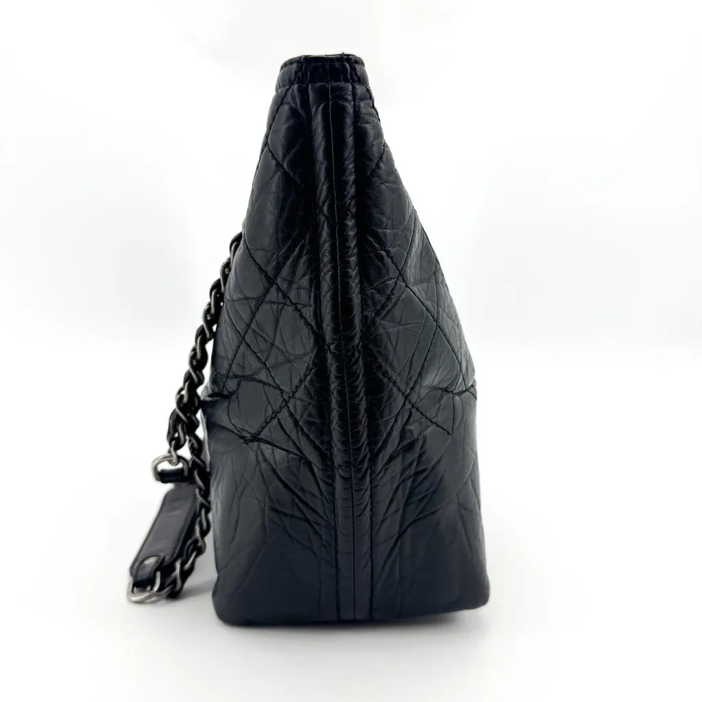 Chanel CC Crave Tote Bag Medium Silver Hardware Black Black Leather Good - Model View