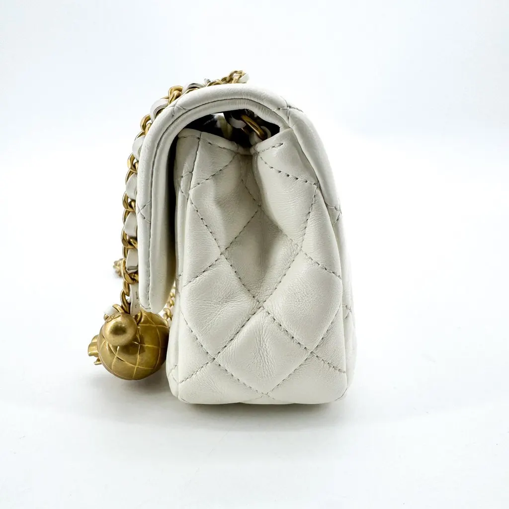 Chanel Pearl Crush Mini Flap Bag Lambskin Gold-Tone White Gold Leather Very good - Model View