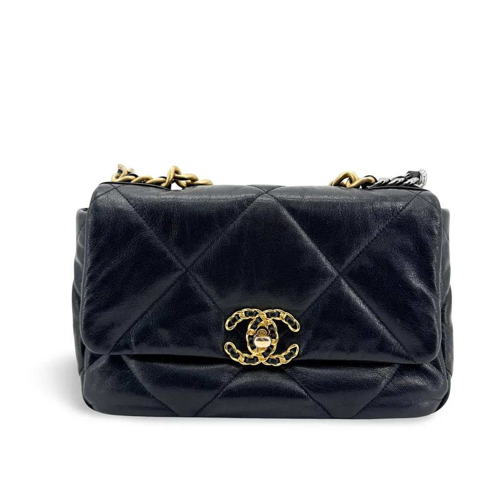Chanel 19 Flap Bag Small Black Black Leather Very good - Front View