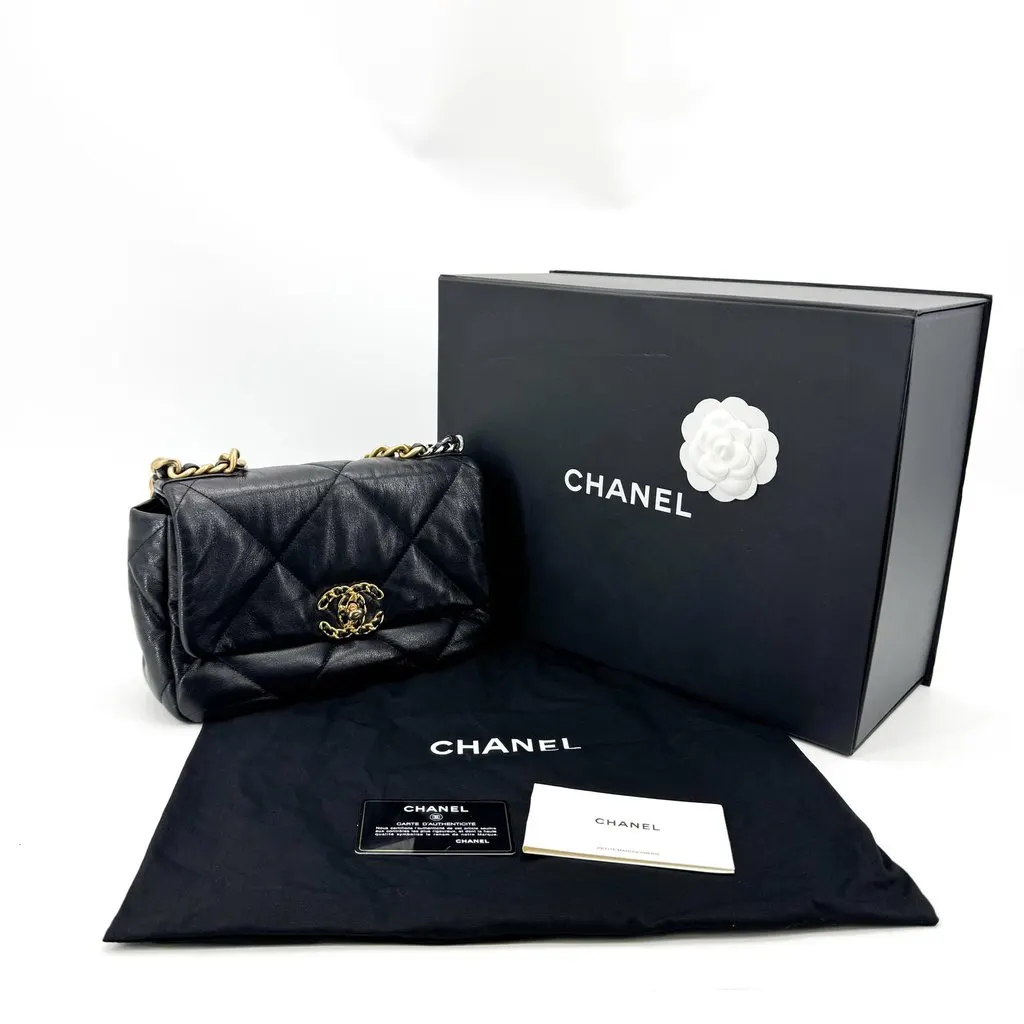 Chanel 19 Flap Bag Small Black Black Leather Very good - Back View
