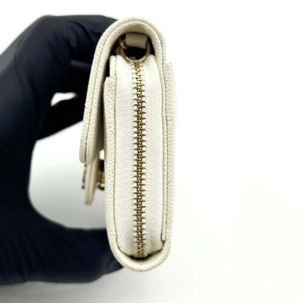 Chanel Classic Flap Card Holder Caviar Gold White White Leather Very good - Box View