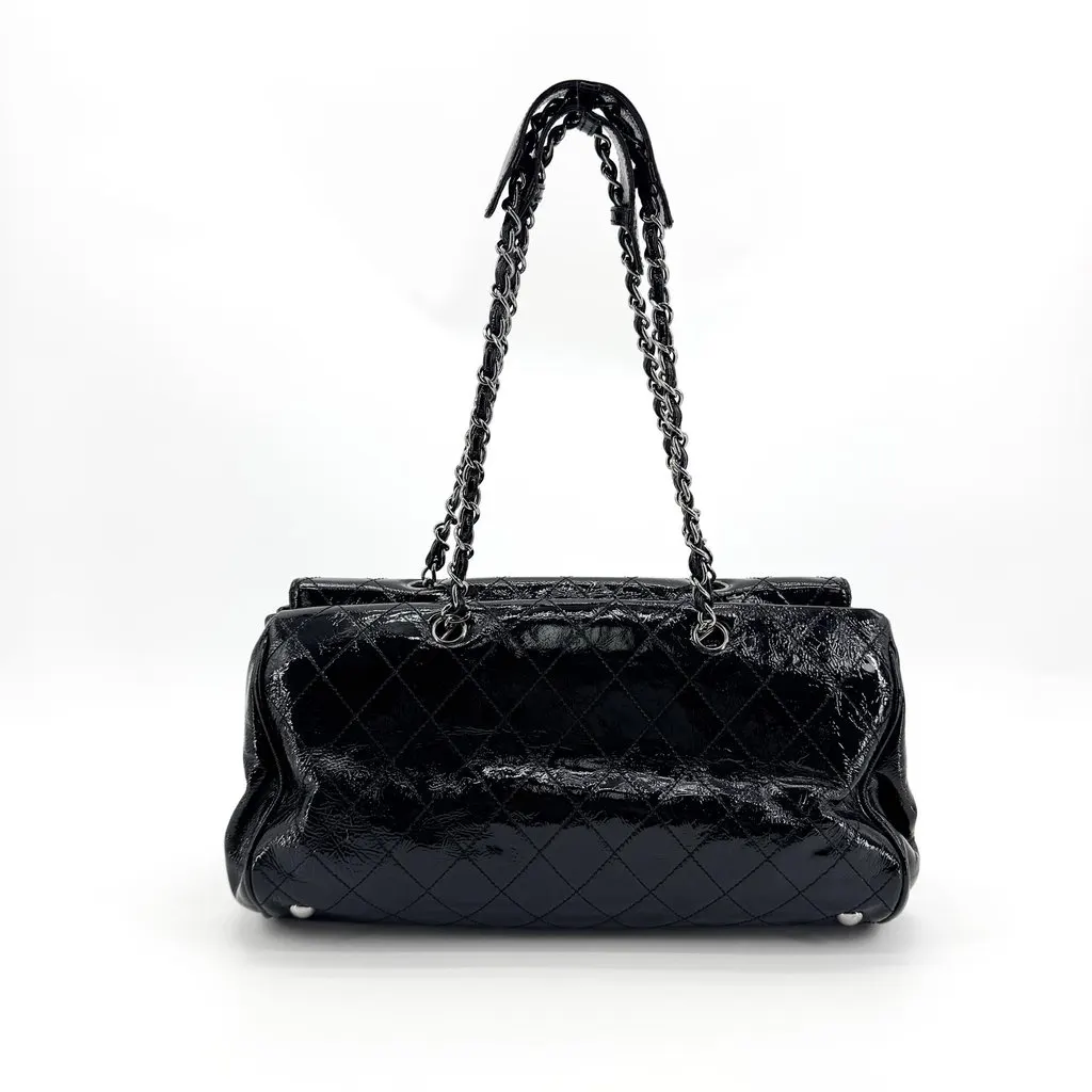 Chanel Patent Diamond Quilted Flap Shoulder Bag Black Black Leather Good - Inside View
