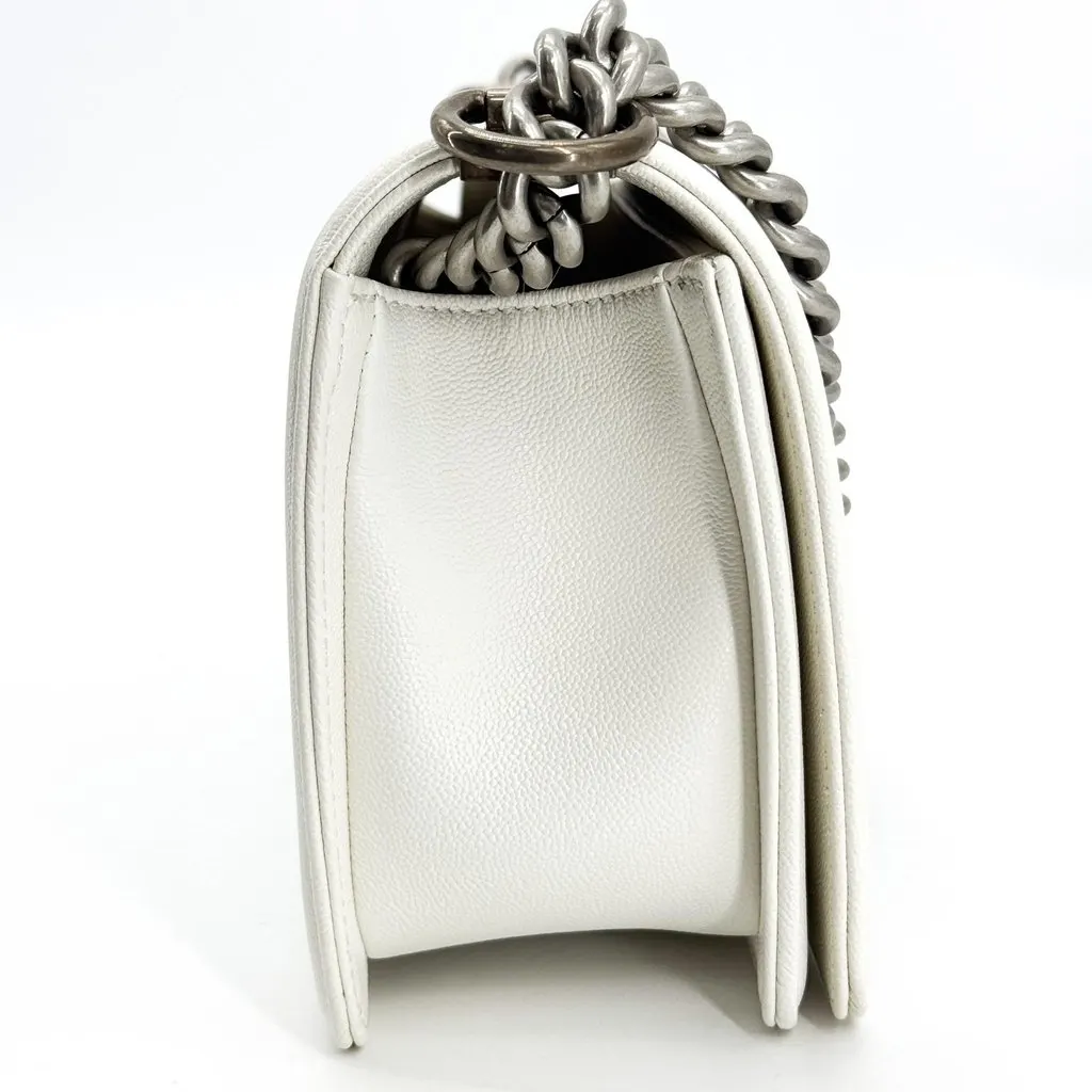 Chanel Boy Flap Bag Medium Vintage Silver Hardware White White Leather Good - Box View