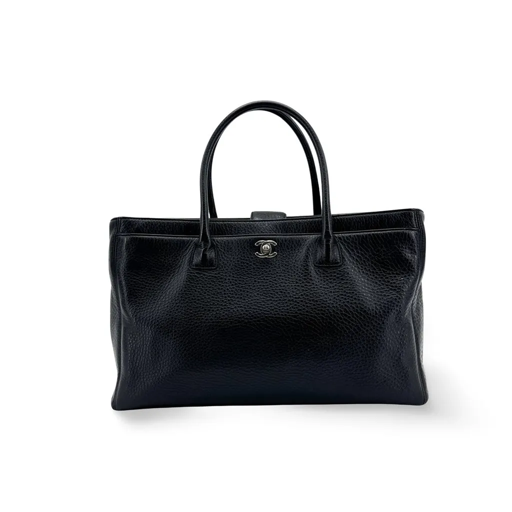 Chanel Executive Cerf Tote Bag Silver Hardware Black Black Leather Good - Front View