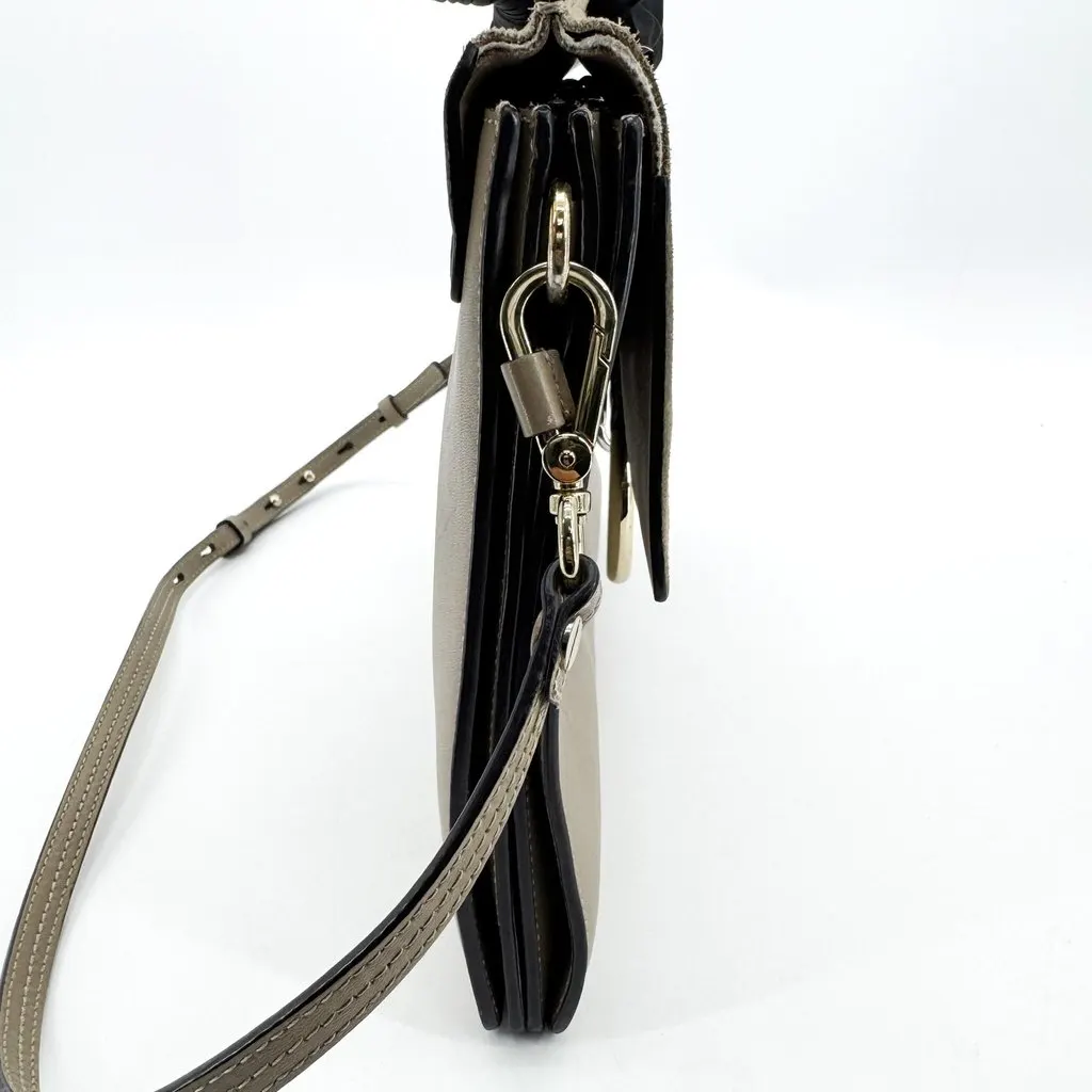 Chloé Chloe Faye Medium Shoulder Bag Taupe Beige Suede Fair - Model View