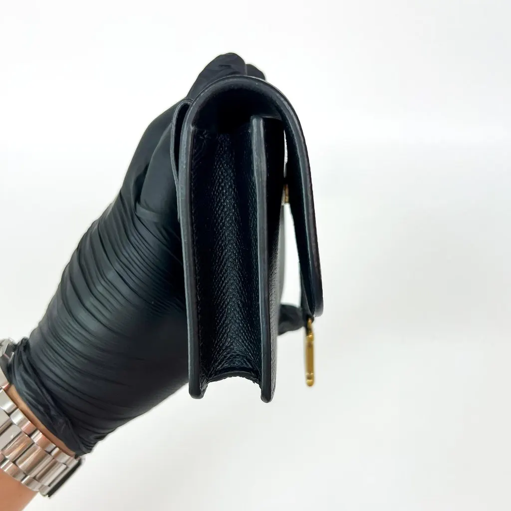 Dior Saddle Pouch Black Grain Calfskin Gold Hardware Black Leather Good - Model View