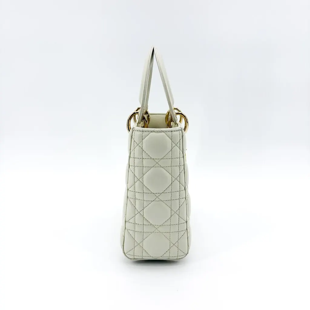 Dior Lady Dior Medium Bag Ultra White Patent Gold Hardware MultiColor Leather Very good - Model View