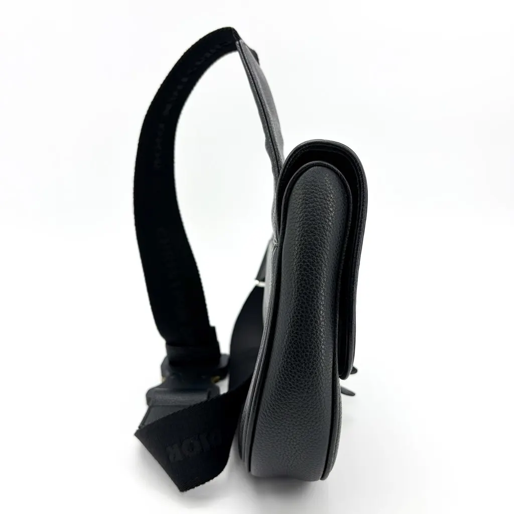 Dior Men's Saddle Bag Black Grain Calfskin Black Leather Good - Model View