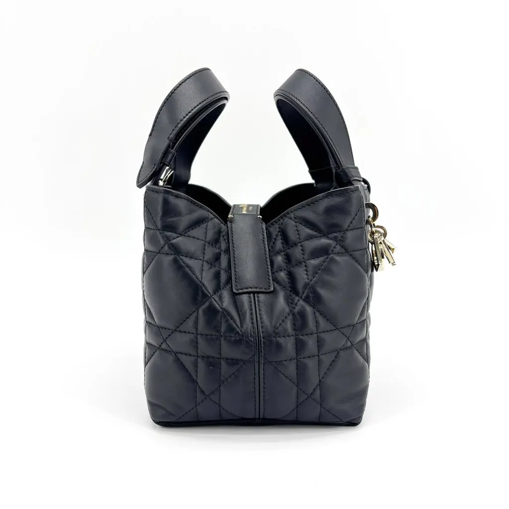Dior Toujours Medium Bag Black Leather Very good - Model View