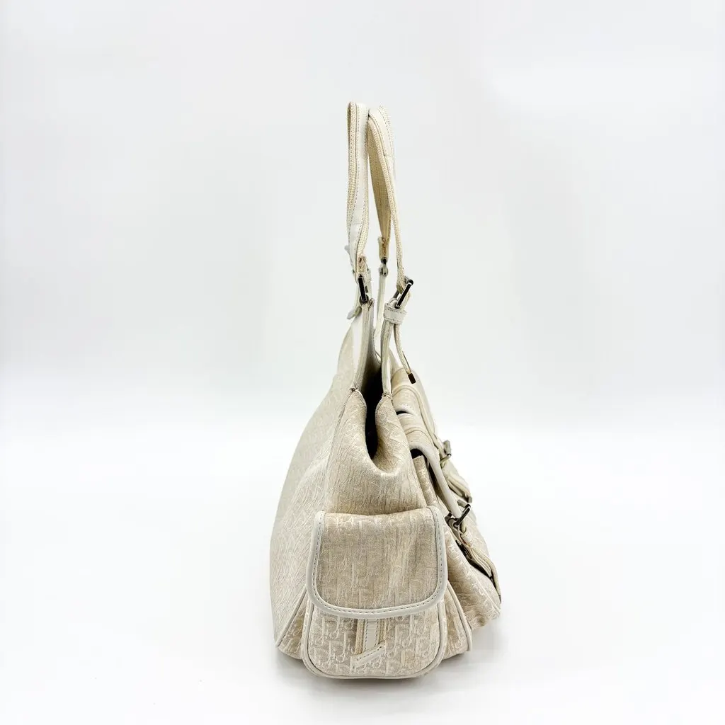 Dior Trotter Flight Shoulder Bag Ivory Beige Canvas Good - Model View