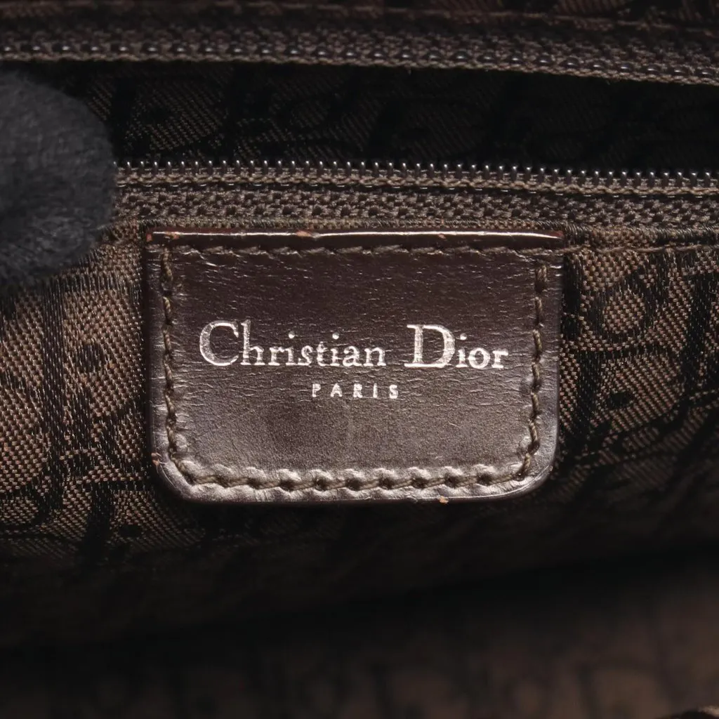 Dior Christian Dior Dior Cannage handbag, calf leather, women's, beige. Beige Leather Good - Model View