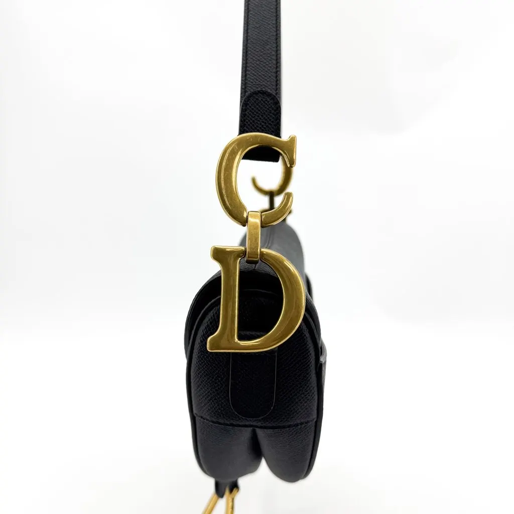 Dior Medium Saddle Bag Black Grained Calfskin Gold Black Leather Very good - Model View