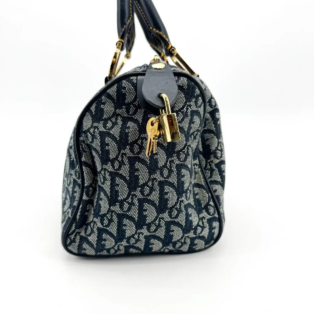 Dior Oblique Trotter Boston Bag 25 Navy Blue Canvas Good - Model View