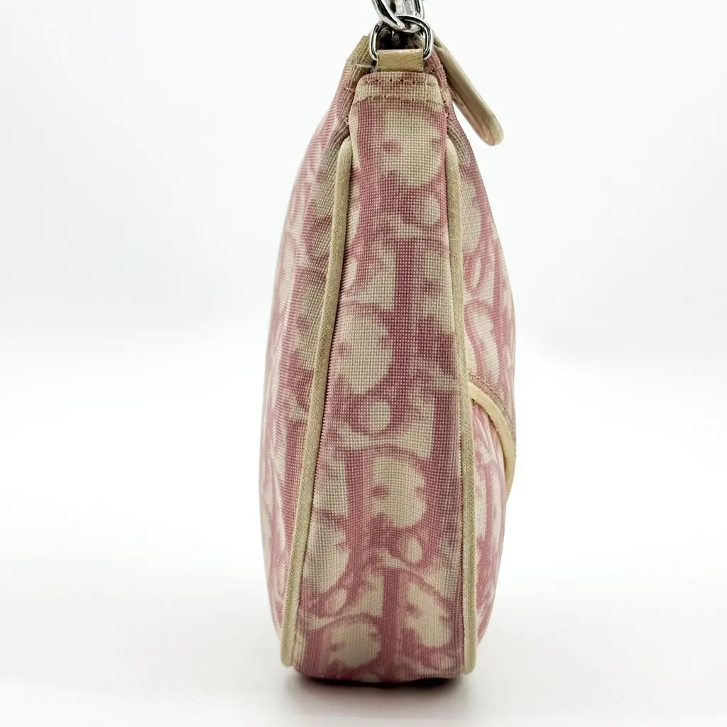 Dior Trotter Saddle Shoulder Bag Pink Pink Canvas Fair - Model View