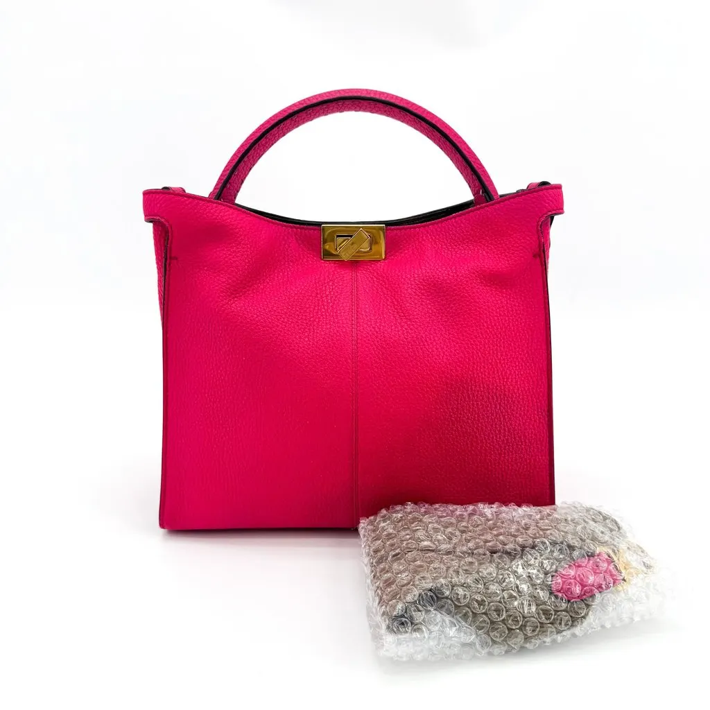 Fendi Selleria Peekaboo Essentially Bag Pink Gold Pink Leather Very good - Back View