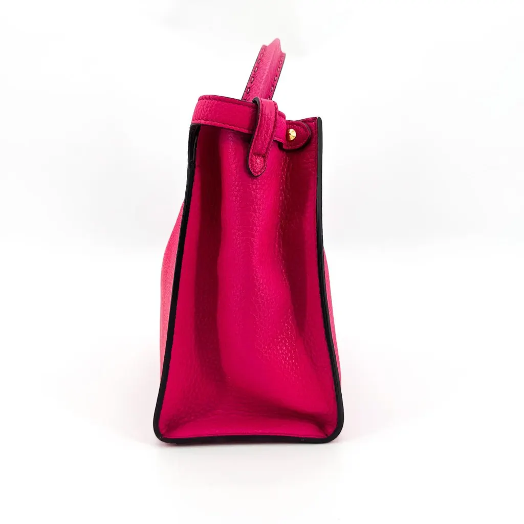 Fendi Selleria Peekaboo Essentially Bag Pink Gold Pink Leather Very good - Model View