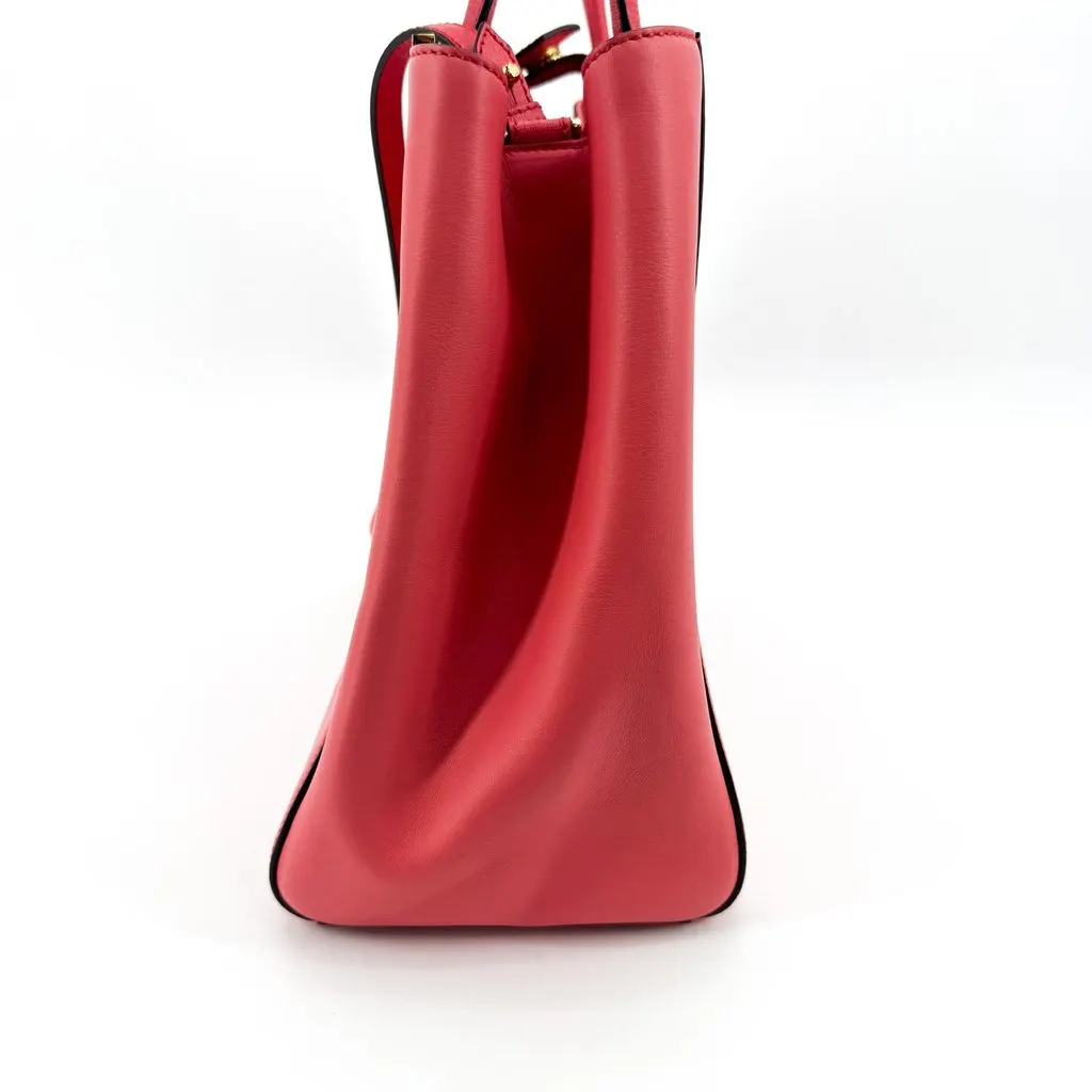 Fendi Medium 2Jours Tote Bag Red Red Leather Fair - Model View