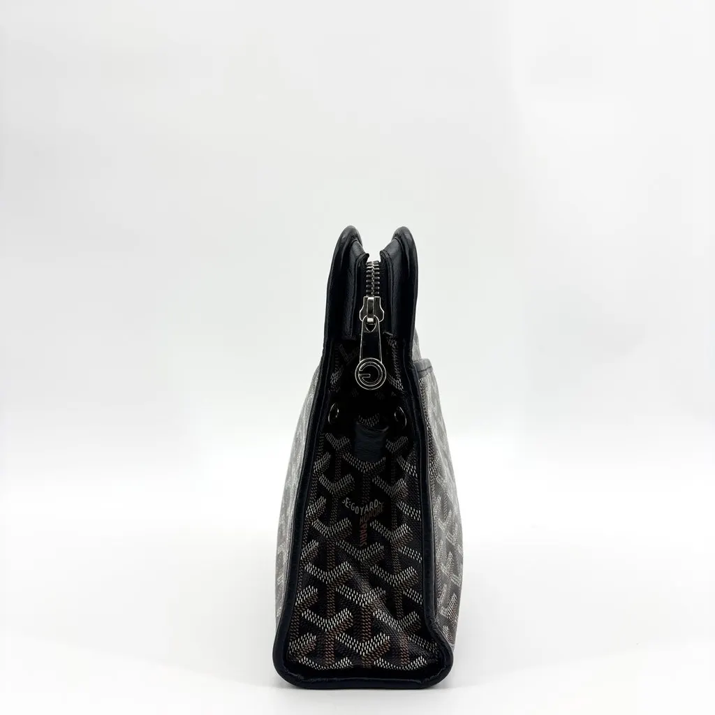 Goyard Jouvence GM Toiletry Bag Black Tan Black Canvas Good - Model View