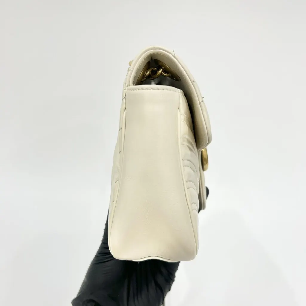 Gucci GG Marmont Small Shoulder Bag White White Leather Fair - Inside View
