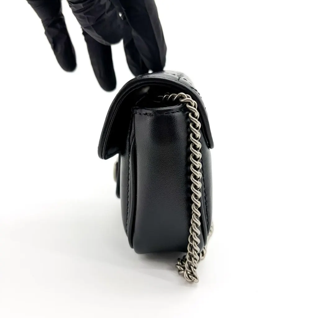 Gucci GG Marmont Matelassé Super Mini Bag Black Silver Black Leather Very good - Model View