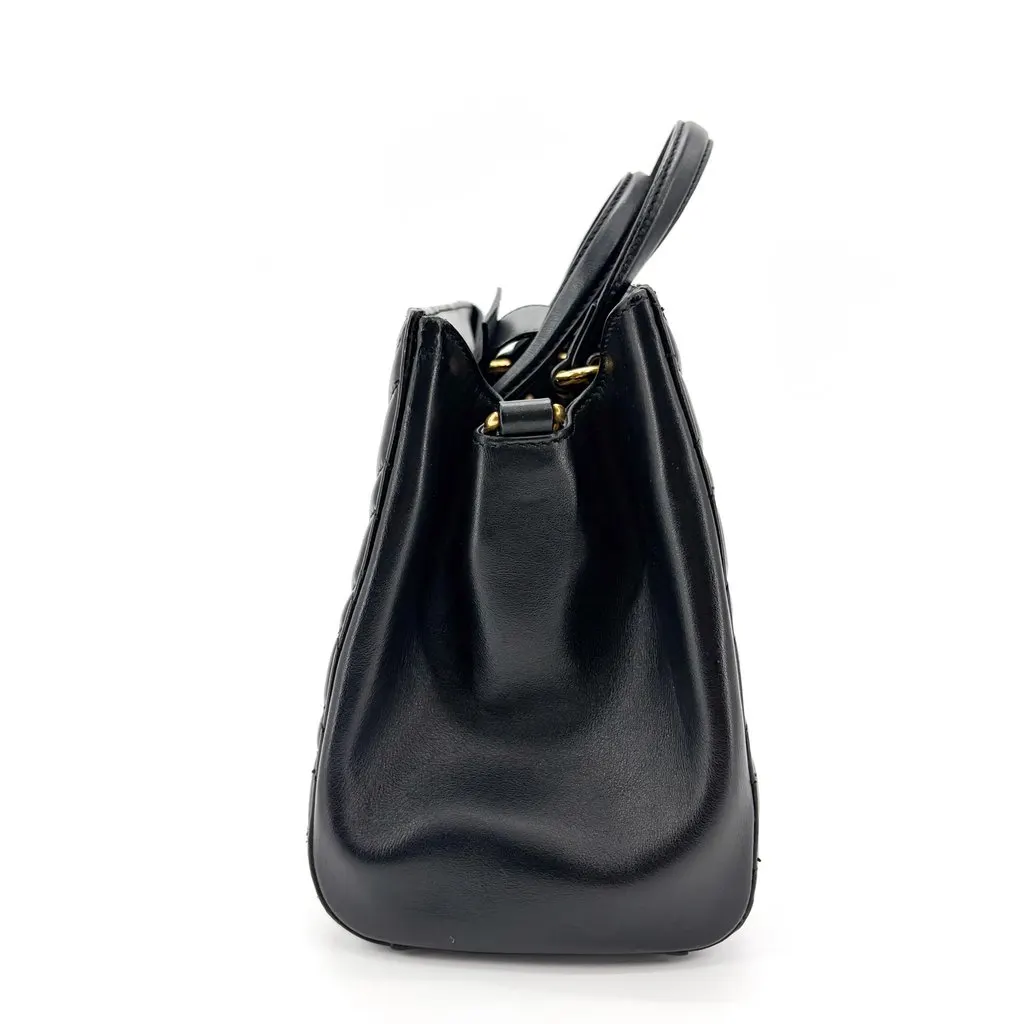 Gucci GG Marmont Matelassé Small Tote Bag Black Black Leather Very good - Model View