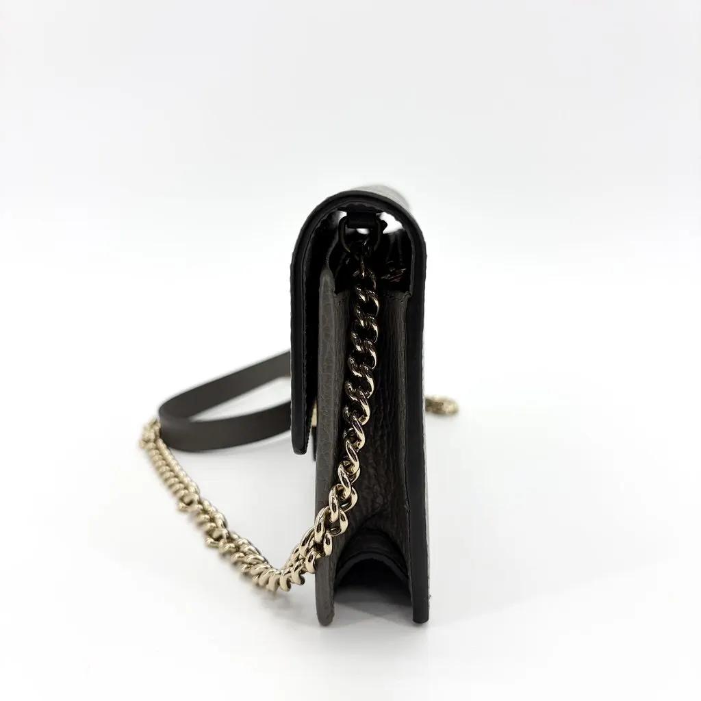 Gucci Interlocking G Chain Shoulder Bag Dark Gray Gold Leather Fair - Model View