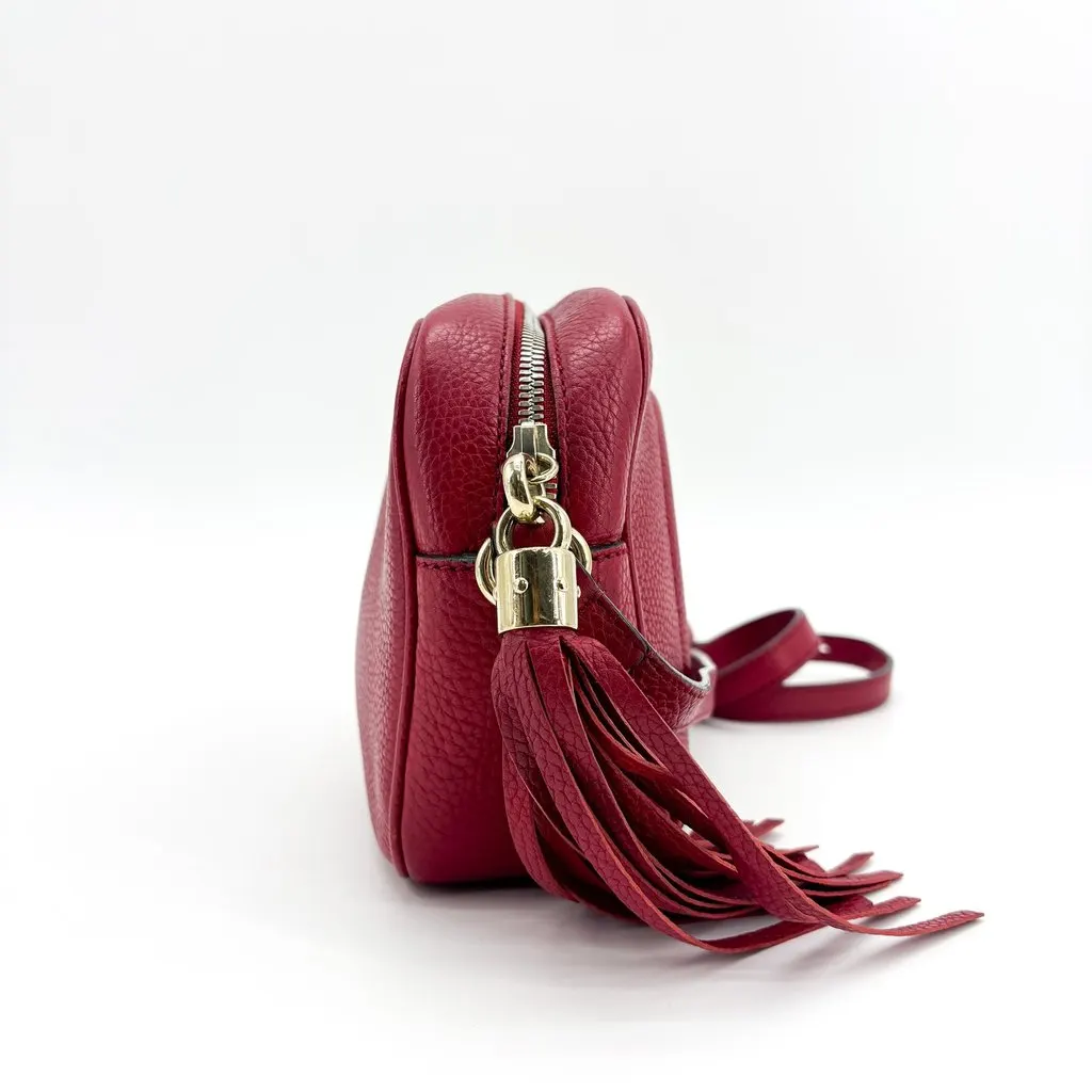 Gucci Soho Disco Shoulder Bag Red Red Leather Good - Model View