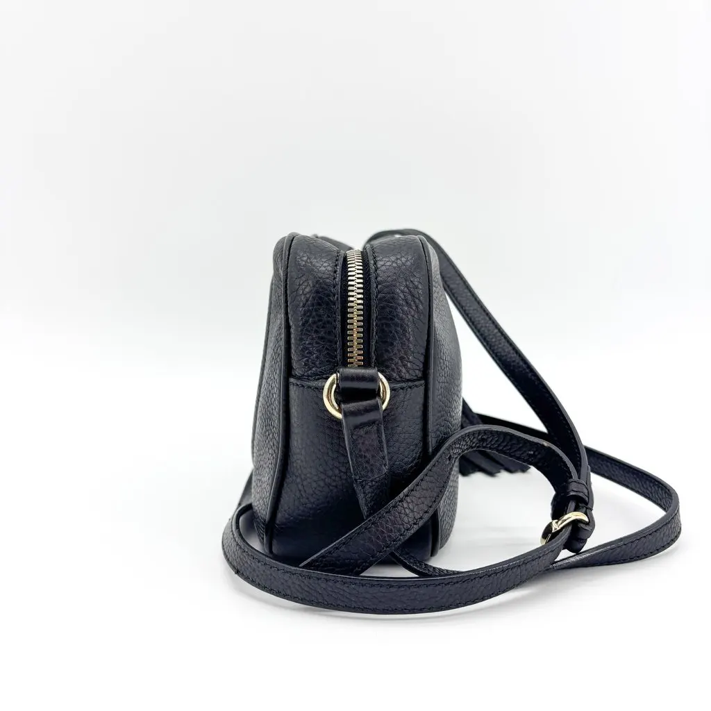 Gucci Soho Tassel Disco Shoulder Bag Black Black Leather Good - Model View