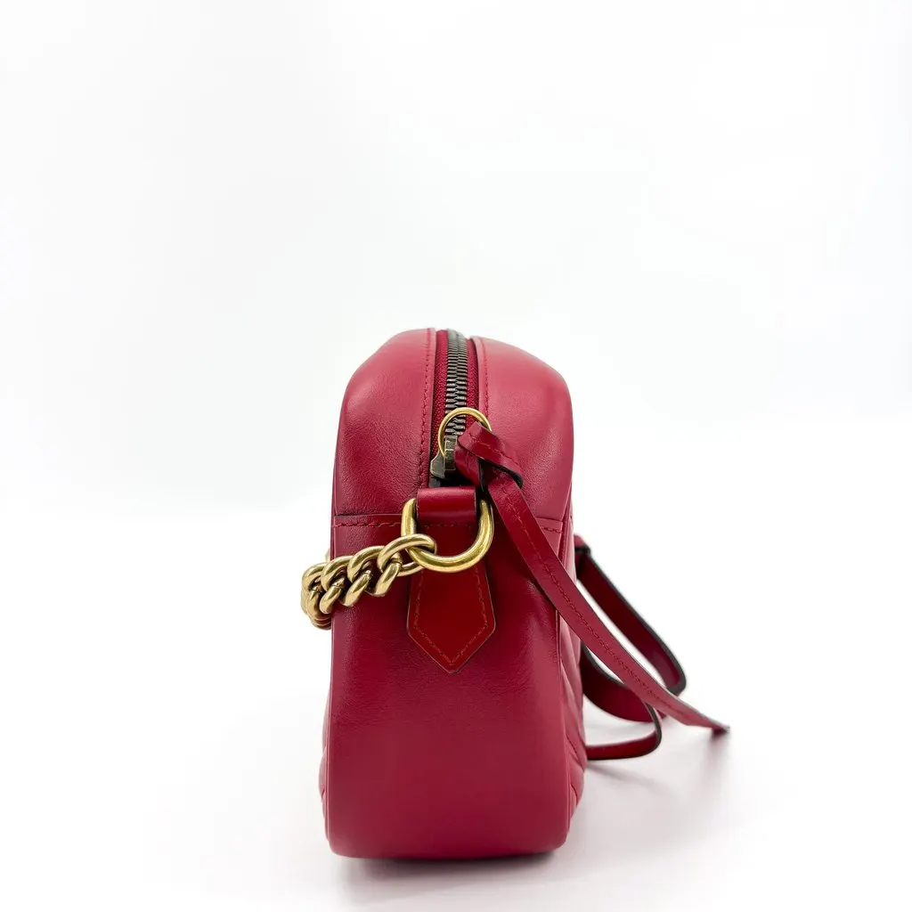 Gucci GG Marmont Small Matelasse Shoulder Bag Red Gold Leather Good - Model View