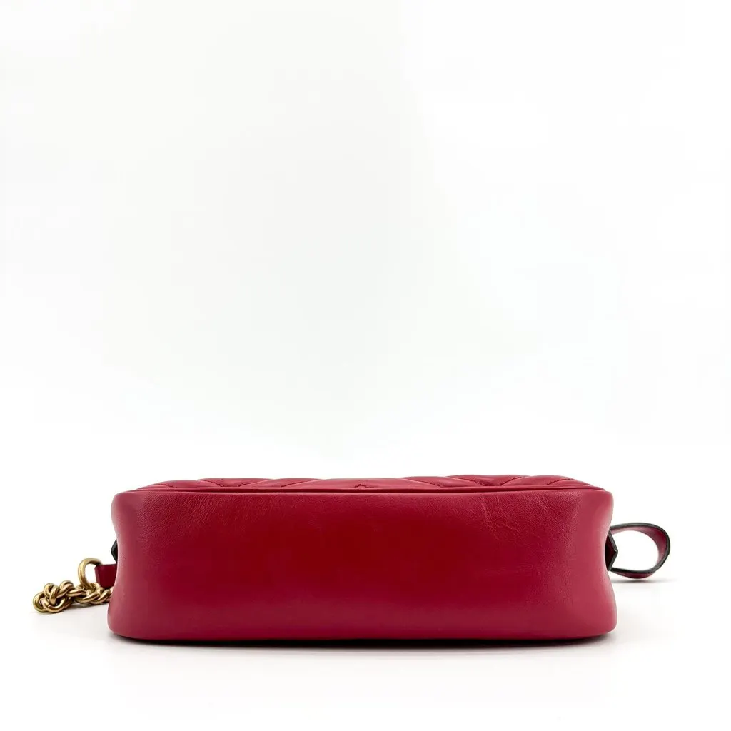 Gucci GG Marmont Small Matelasse Shoulder Bag Red Gold Leather Good - Box View