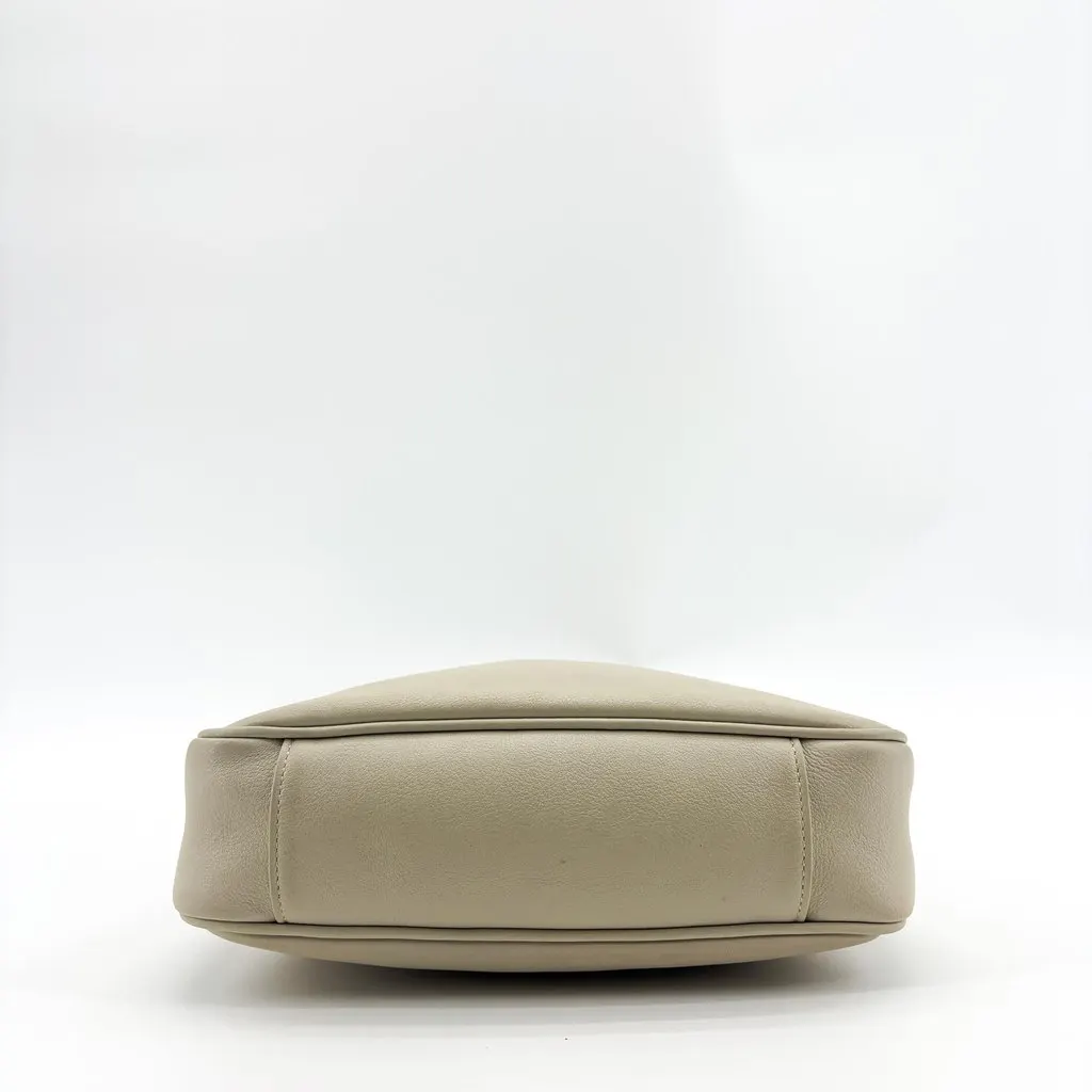 Gucci Diana Bamboo Leather Shoulder Bag Beige Leather Good - Box View
