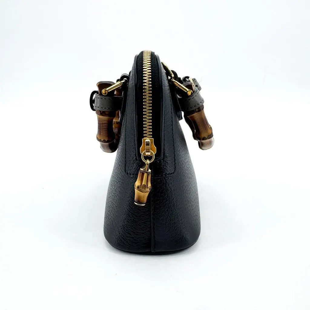 Gucci Diana Mini Bag Black Black Leather Very good - Box View
