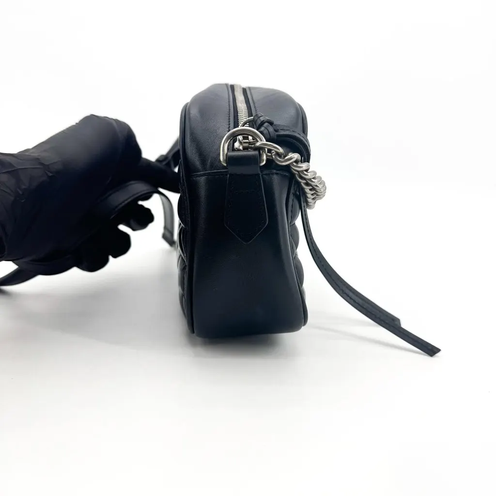 Gucci GG Marmont Matelassé Shoulder Bag in Black Black Leather Good - Model View