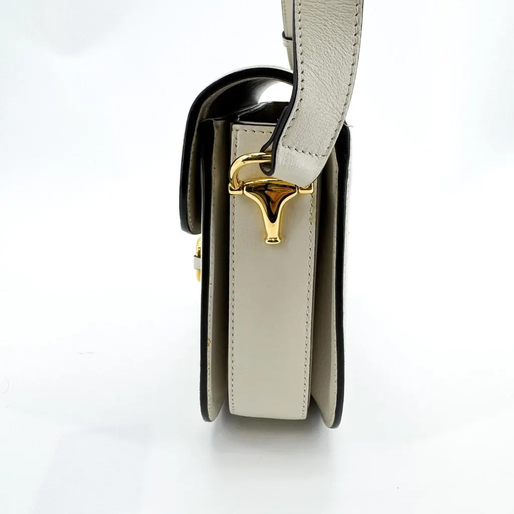 Gucci Horsebit 1955 Small Shoulder Bag GG Supreme White Beige Canvas Good - Model View