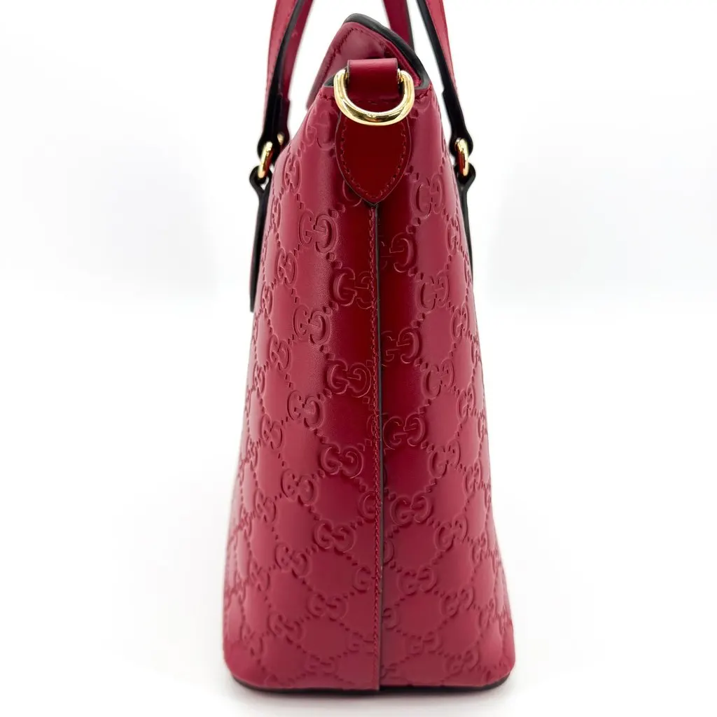 Gucci Microguccissima Top Handle Tote Bag Red Red Leather Very good - Model View