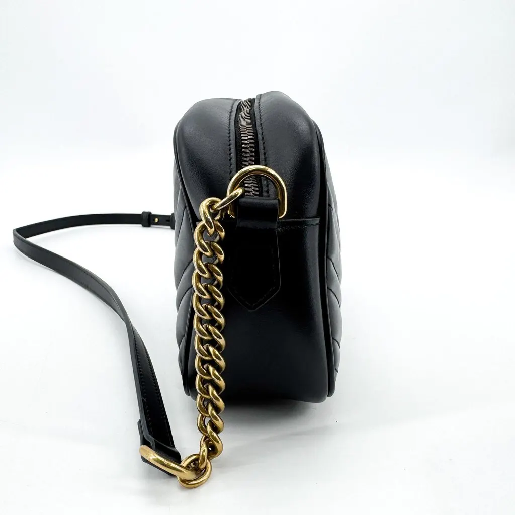 Gucci GG Marmont Matelasse Mini Shoulder Bag Black Black Leather Fair - Model View