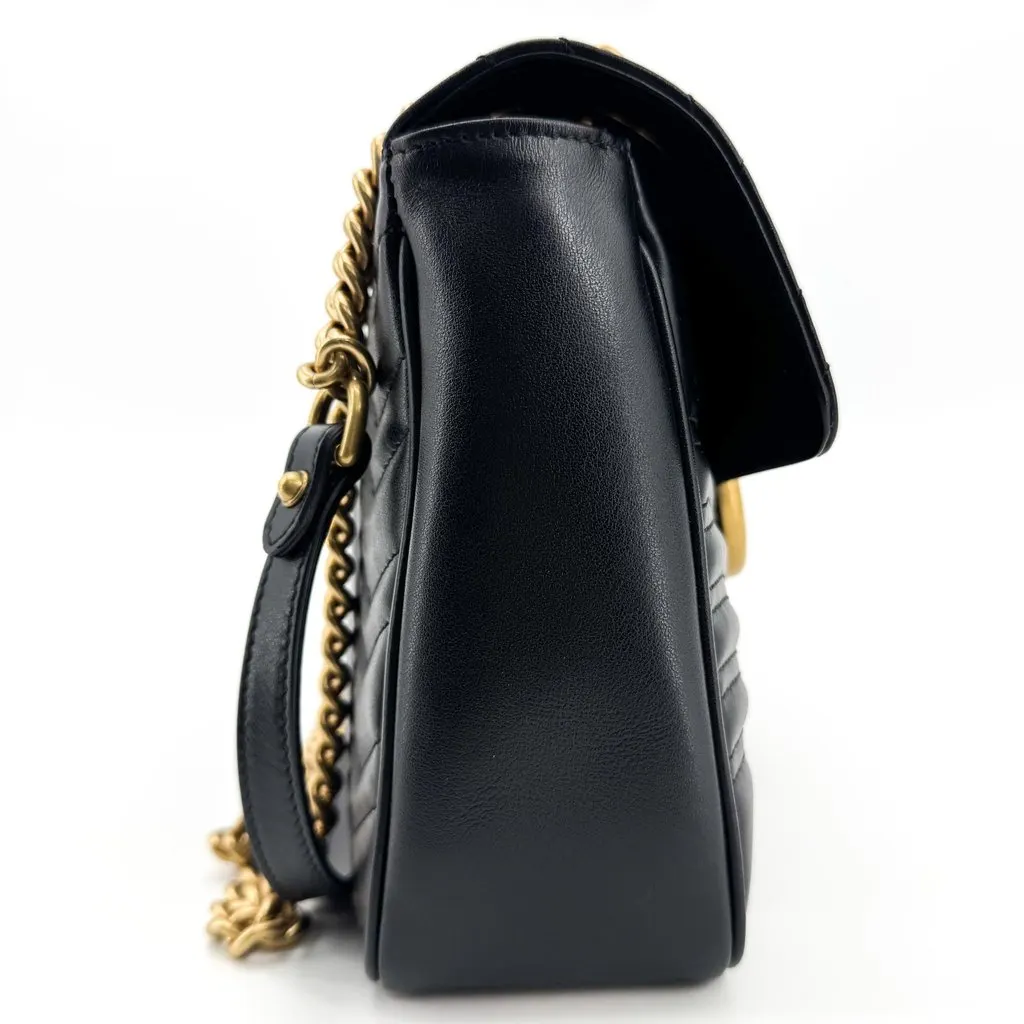 Gucci GG Marmont Small Shoulder Bag Black Gold Hardware Black Leather Very good - Model View