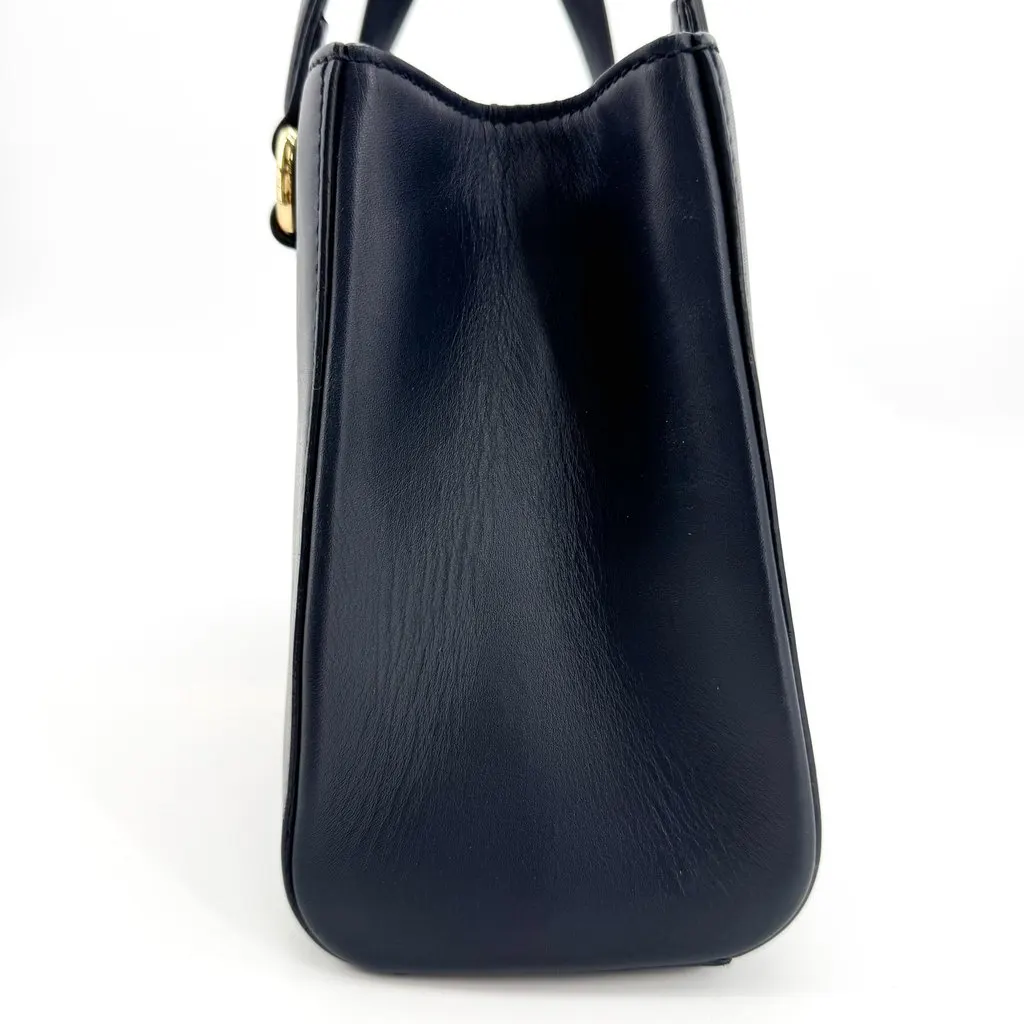 Gucci Sylvie Leather Mini Top Handle Bag Black Black Leather Very good - Model View