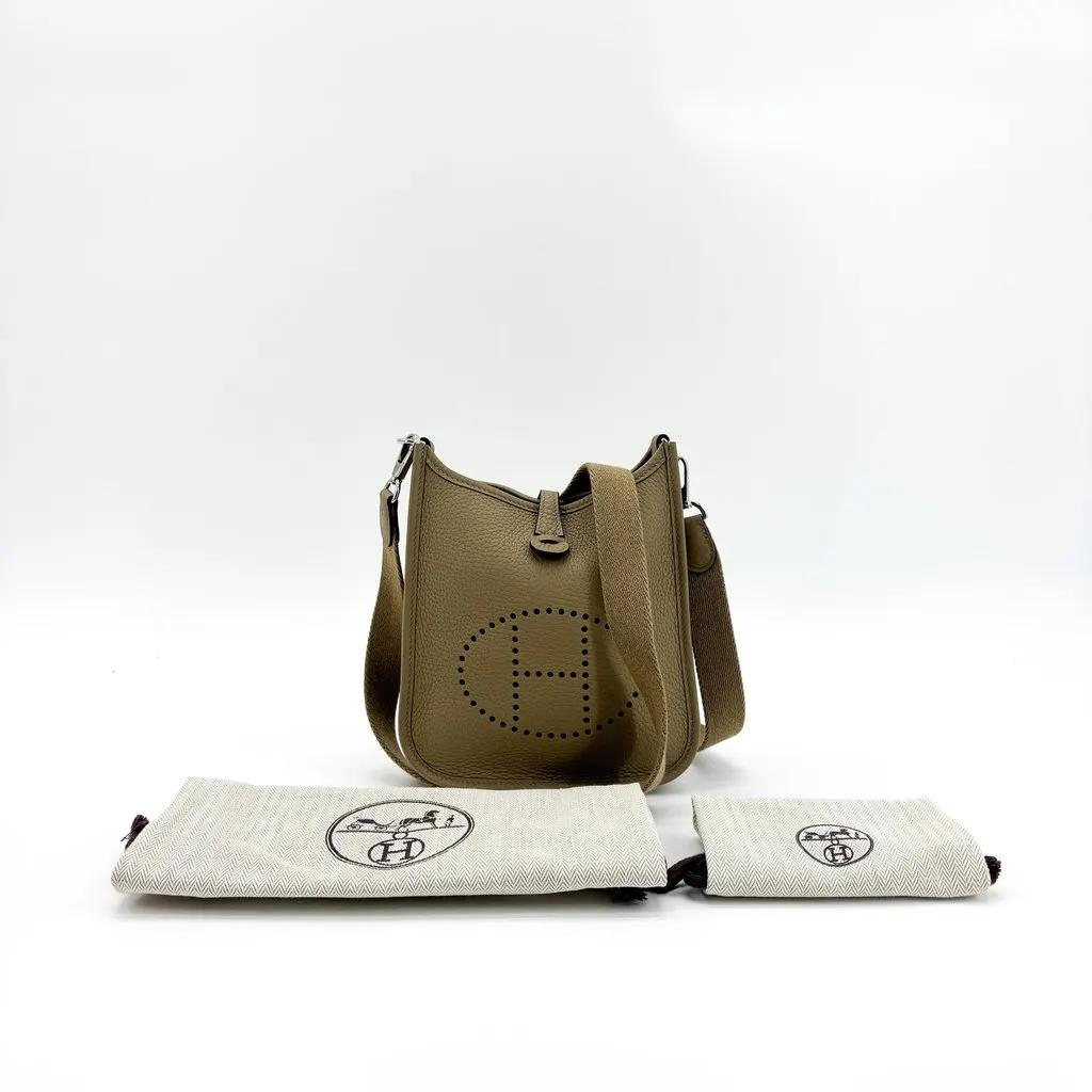 Hermès Evelyne 16 TPM Clemence Etoupe Silver Hardware Beige Leather Very good - Back View