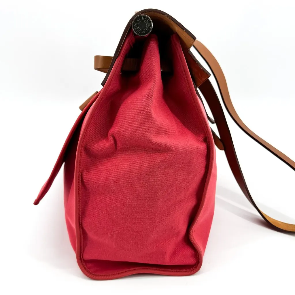 Hermès Herbag 31 Brown Pink Brown Canvas Good - Model View