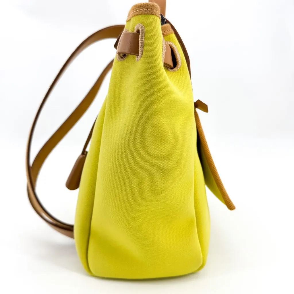 Hermès Herbag Zip 31 Lime Brown Brown Canvas Good - Model View