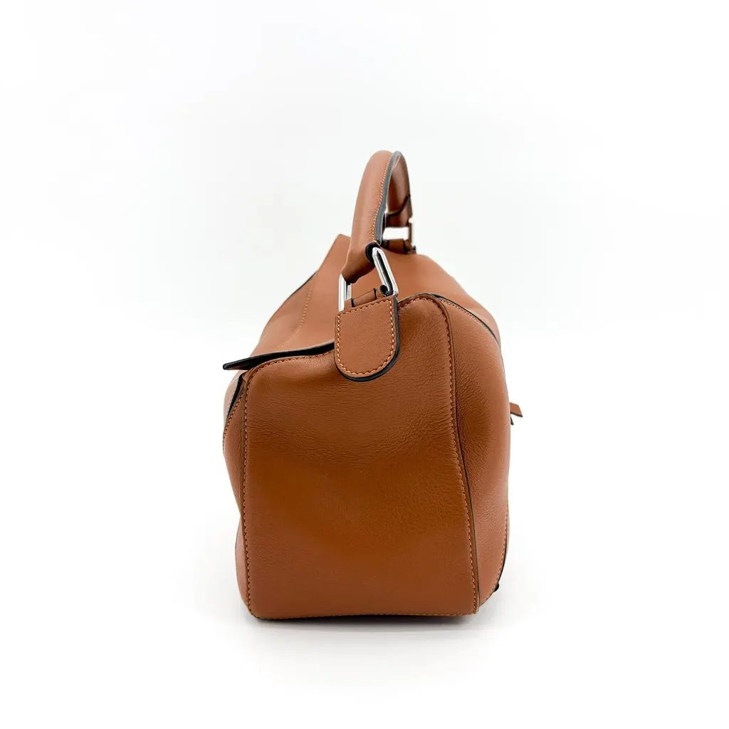 Loewe Medium Puzzle Bag Tan MultiColor Leather Very good - Model View