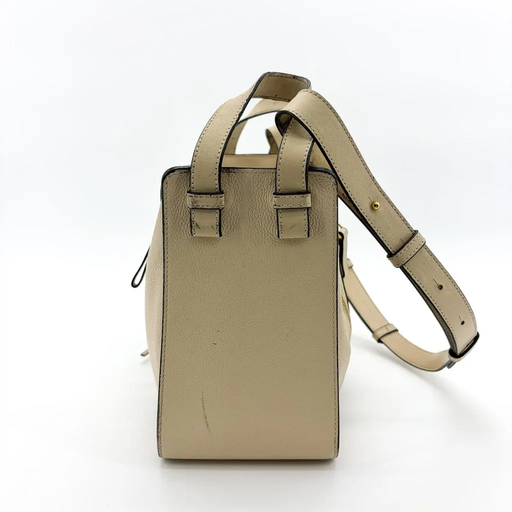 Loewe Medium Hammock Bag Soft Grain Calfskin Sand Beige Leather Fair - Inside View