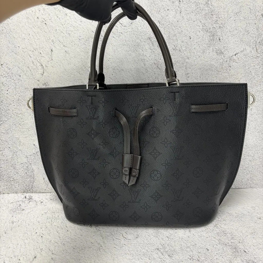 Louis Vuitton Girolata Black M54402 GIROLATA MAHINA NOIR Black Leather Good - Back View