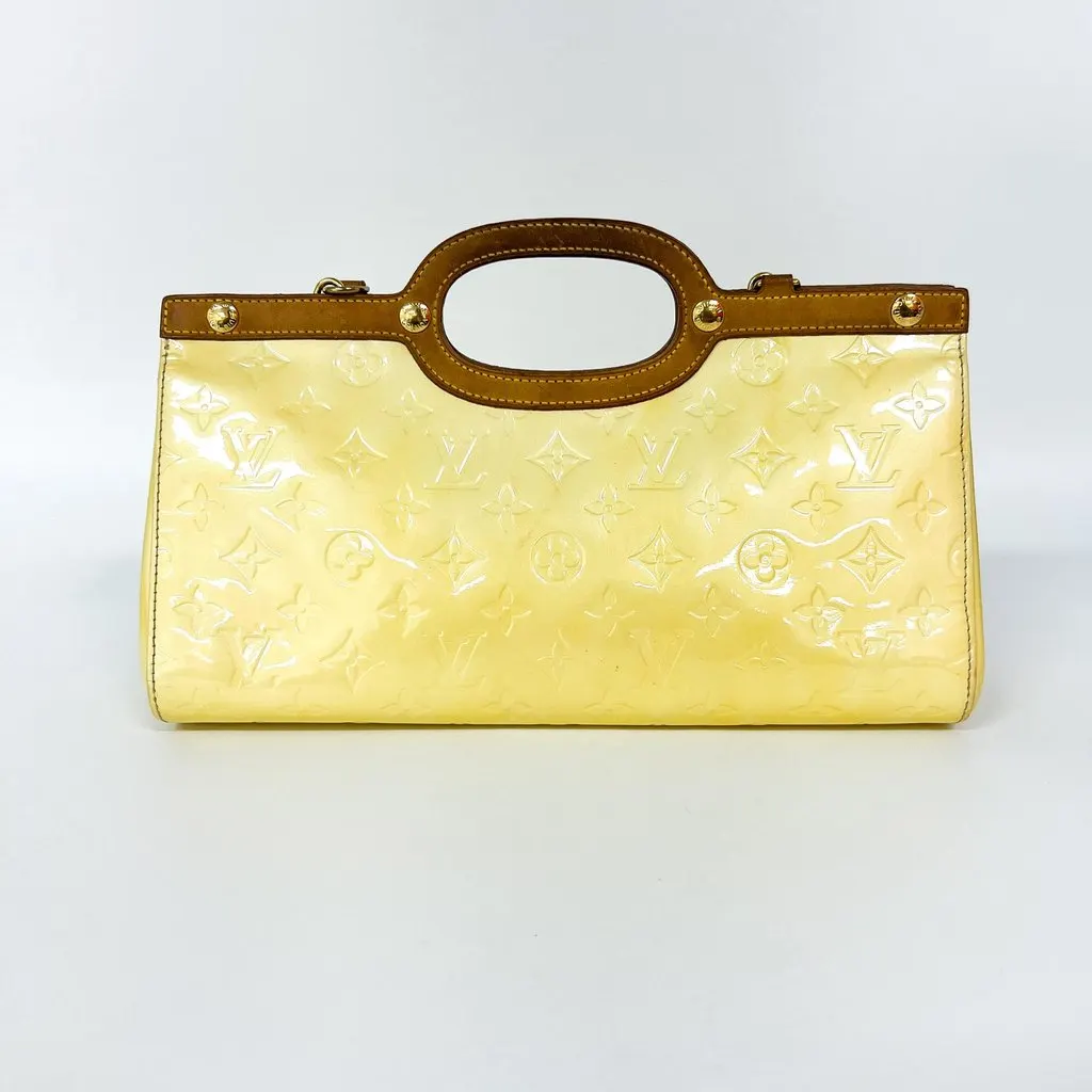 Louis Vuitton Monogram Vernis Roxbury Drive Pearl Beige Good - Back View